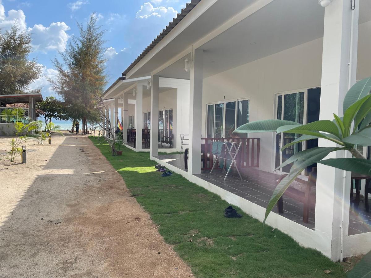 All At Sea Beach Resort Baan Tai Bagian luar foto