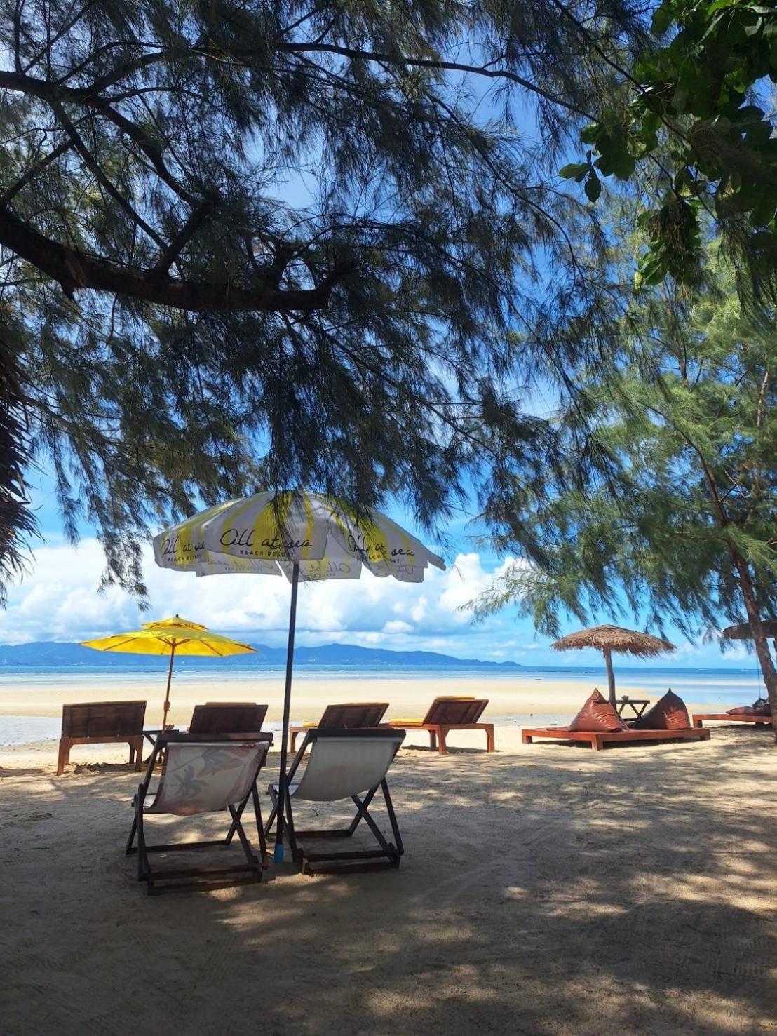 All At Sea Beach Resort Baan Tai Bagian luar foto